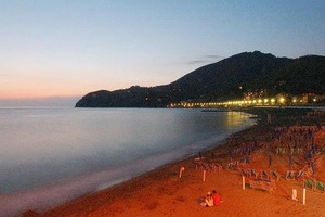 Xtrallusion offers characteristic Bed and Breakfast, B&B, Guest House, Hotel, Albergo and Country Lodge accommodation in Italy. Plus independent self-guided Walking, Adventure, Activity, Skiing and Paragliding Holiday itineraries on the Italian Rivieras, in the Italian Lakes, in the Italian Alps and in some of the most beautiful corners of Italy.